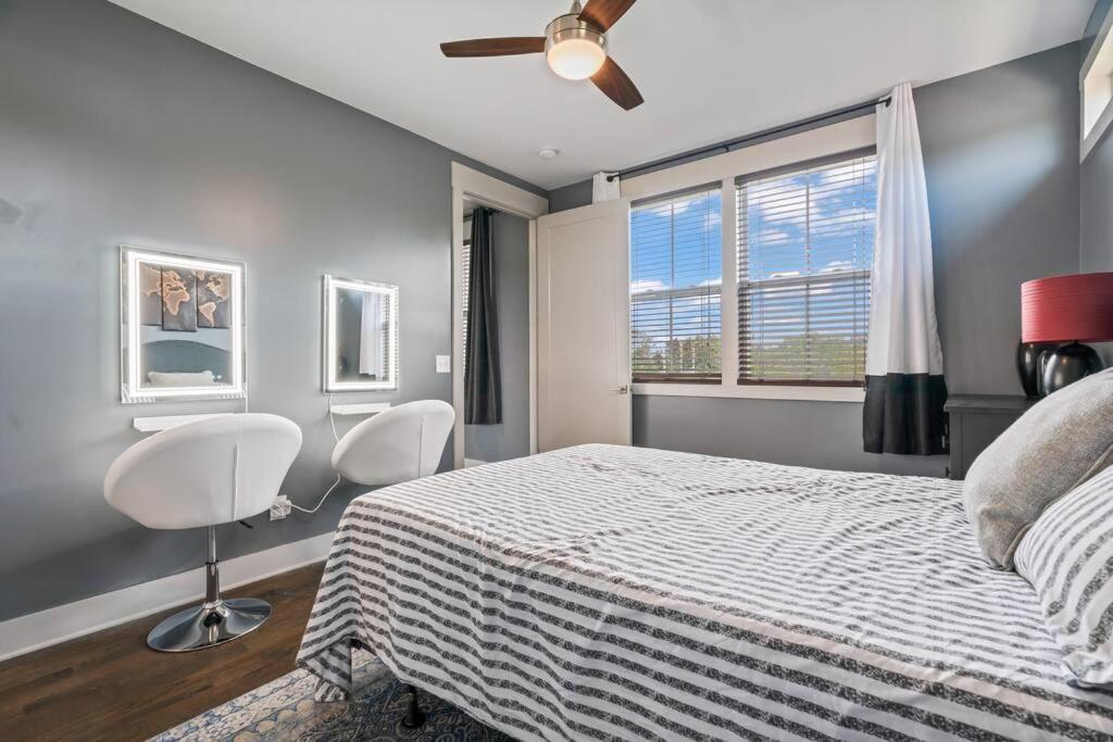 King Bed, Balcony, Covered Patio & Firepit! 8 Minutes From Broadway Нашвілл Екстер'єр фото